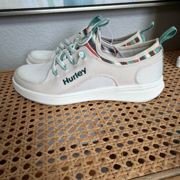 Hurley “Castaic” Women’s Colorful & Functional Casual Fashion Sneaker Beige 6.5 - Picture 3 of 8